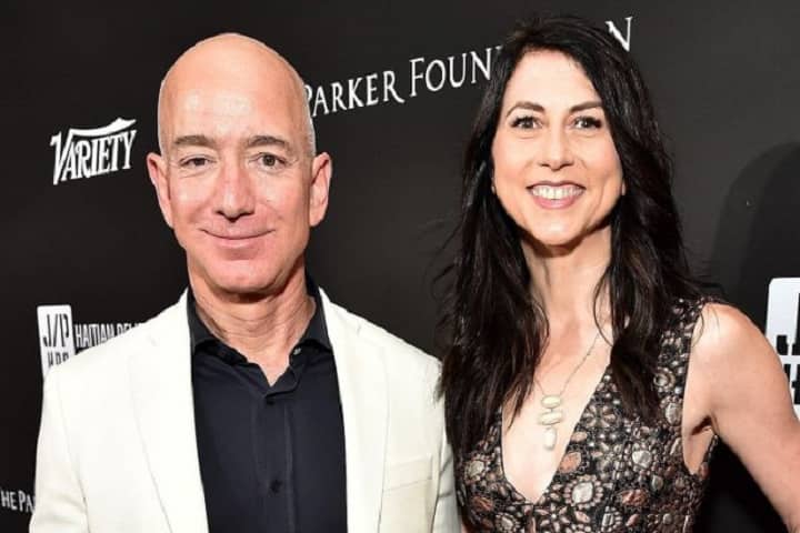 mackenzie scott married jeff bezos divorce settlement