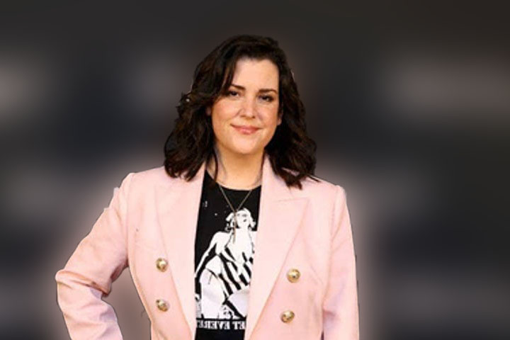 YellowJackets' Melanie Lynskey Slams Body-Shaming Comments