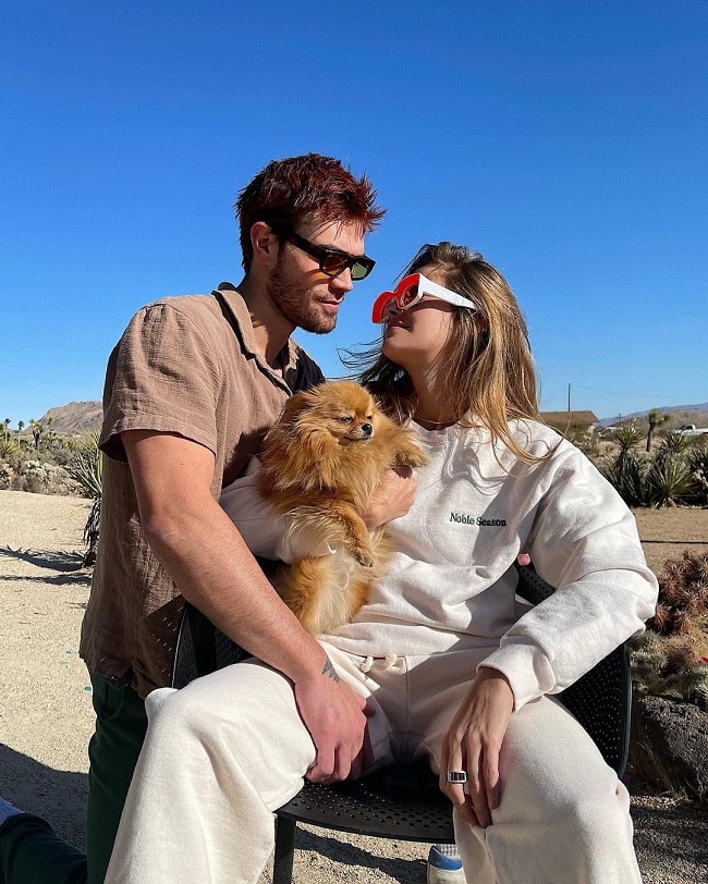 clara berry with her boyfriend kj apa